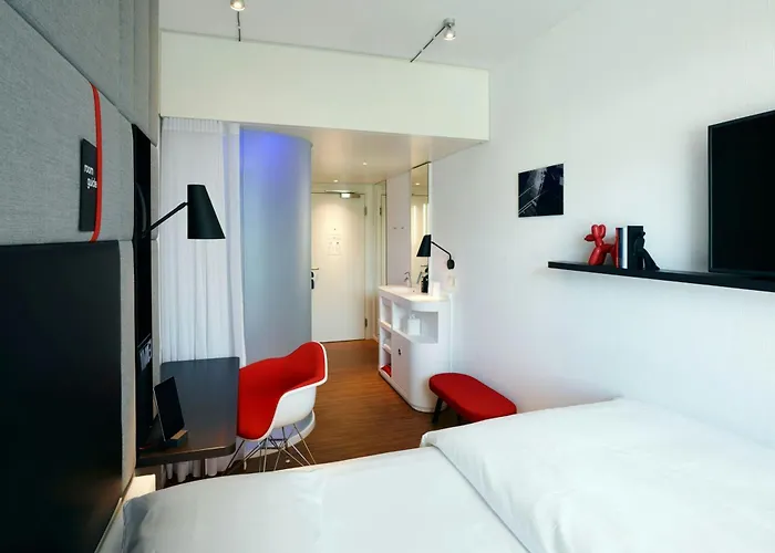 Hotel Citizenm London Victoria Station